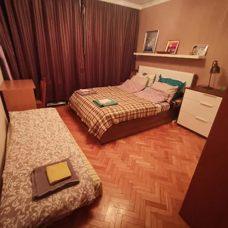 Spacious Quiet Next To Arena Armeec And Metro Station Gm Dimitrov Apartment